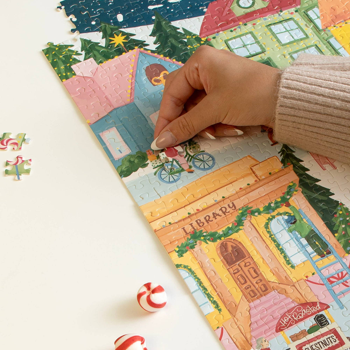 Christmas Village 1000 Piece Jigsaw Puzzle | 1Canoe2 - Jigsaw Puzzles - The Puzzle Center